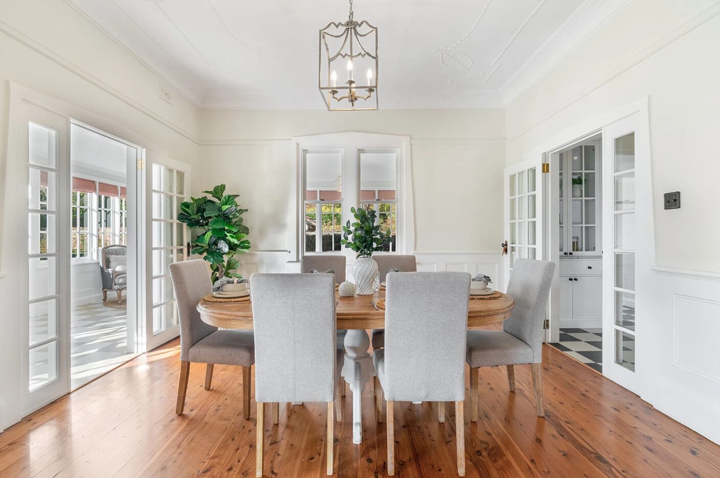 Classic Traditional property styling 21