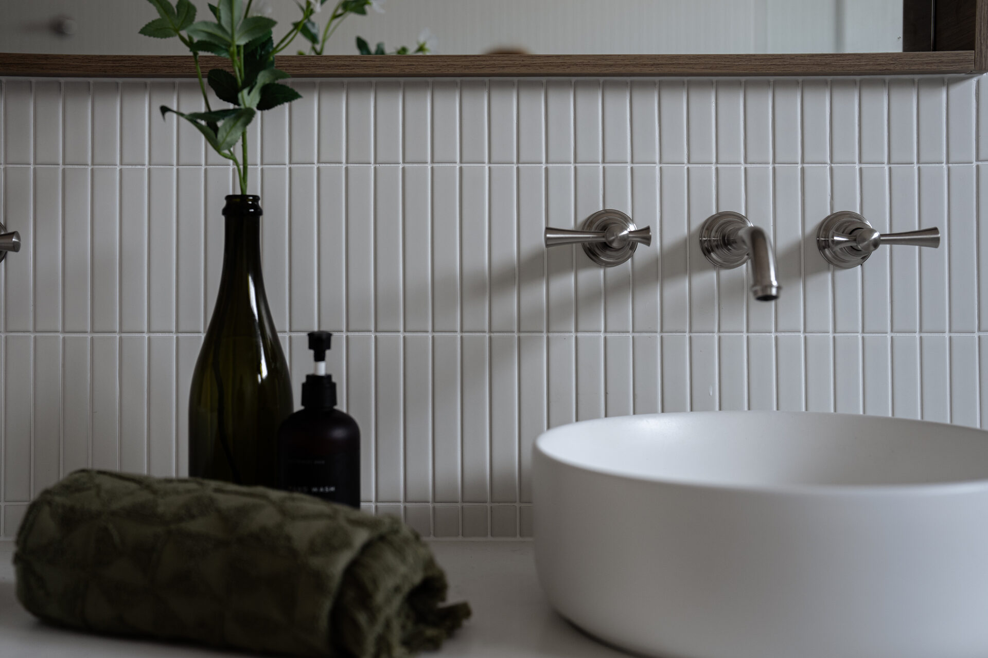 Cottage property styling 9