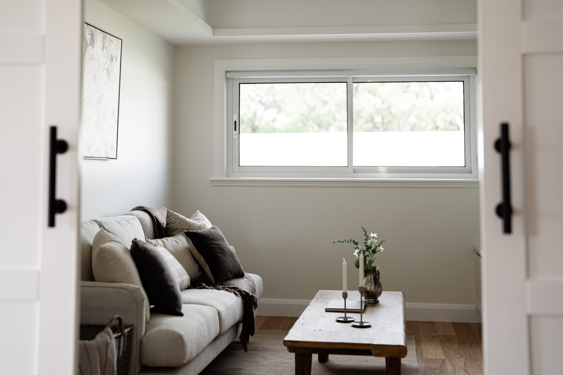 Cottage property styling 12