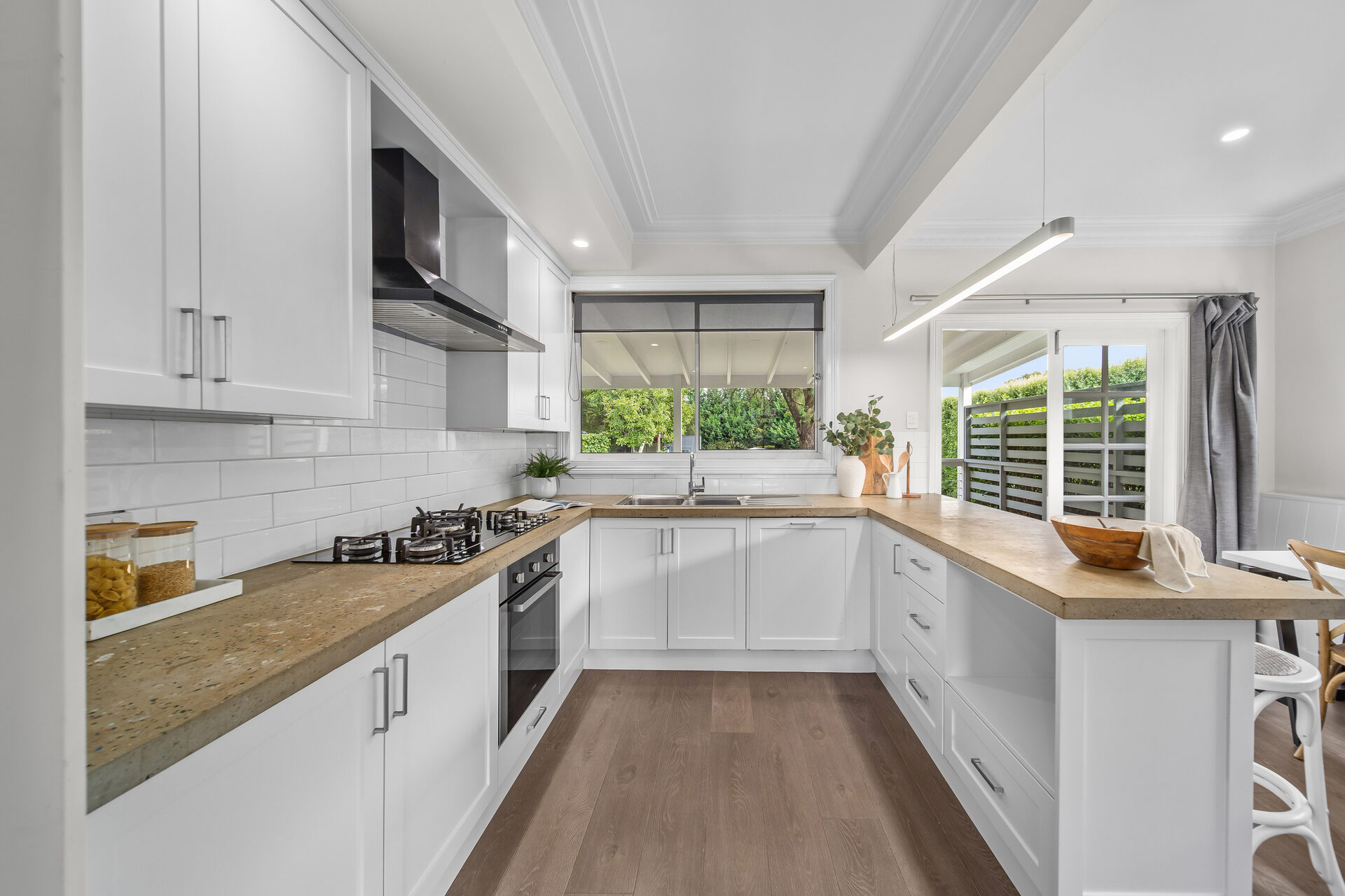 Country property styling 22
